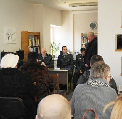 Policijos pareigūnai susitiko su Šventosios gyventojais