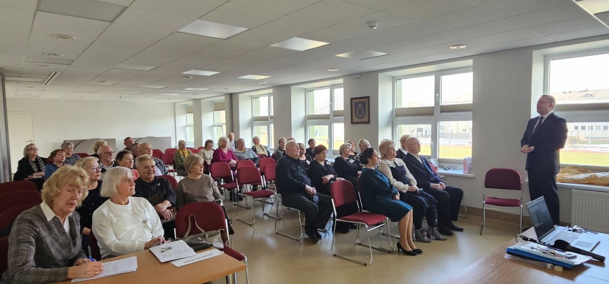 Pensininkų sąjungos „Bočiai“ Palangos skyriaus nariai bendravo su meru Šarūnu Vaitkumi