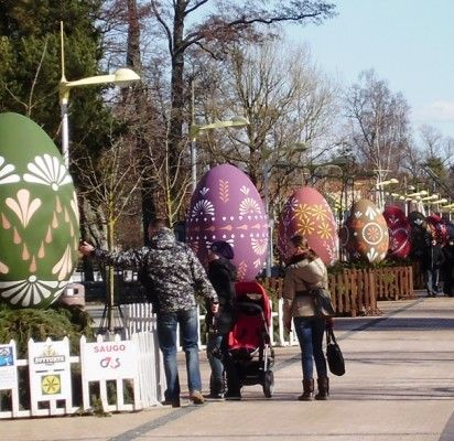 Palanga stebins gintariniu margučiu bei šalies rekordu