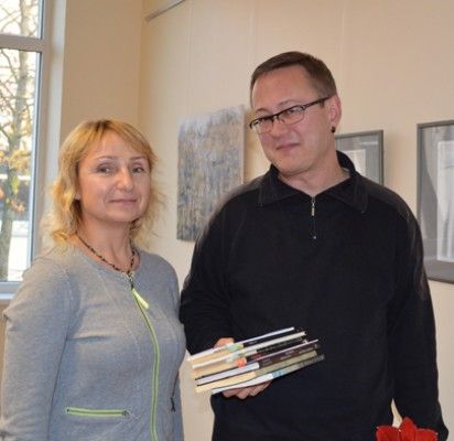 Karnauskaitės eilėraščių rinkinys „iš savęs išrašytas“