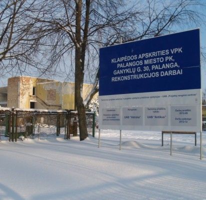 Būsimoji Palangos policijos pareigūnų rezidencija sausio 16-ąją: dvi savaitės po skelbtosios pirmosios rekonstrukcijos pabaigos datos.