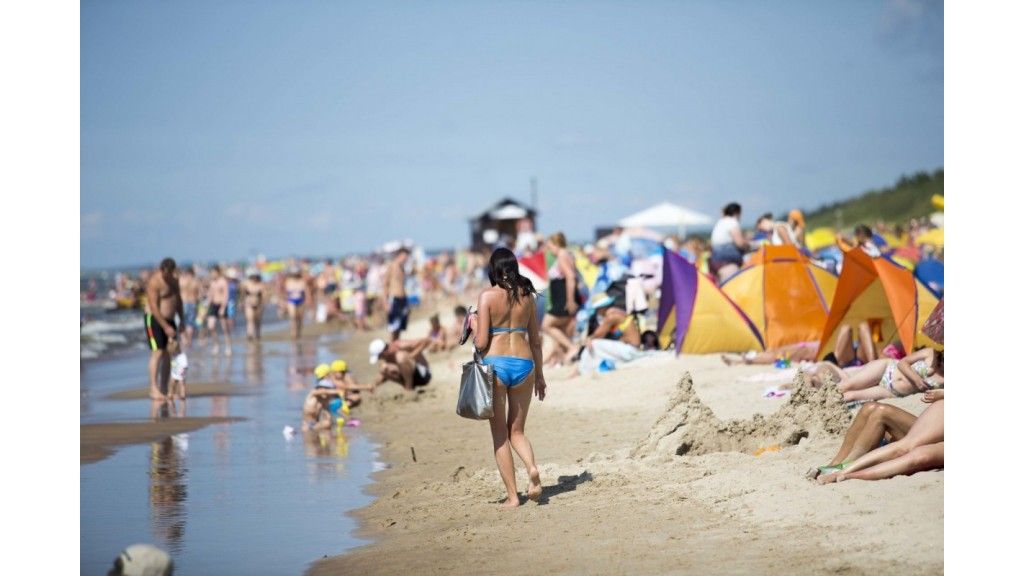 Verslininkai pirštu bado į absurdišką situaciją: įžvelgia didelę prekybos alkoholiu draudimo spragą