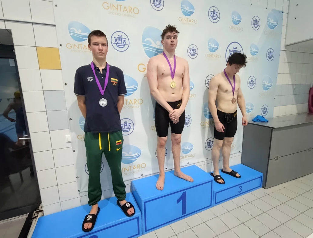 Palangos plaukikai atvirame Klaipėdos plaukimo čempionate laimėjo tris aukso medalius