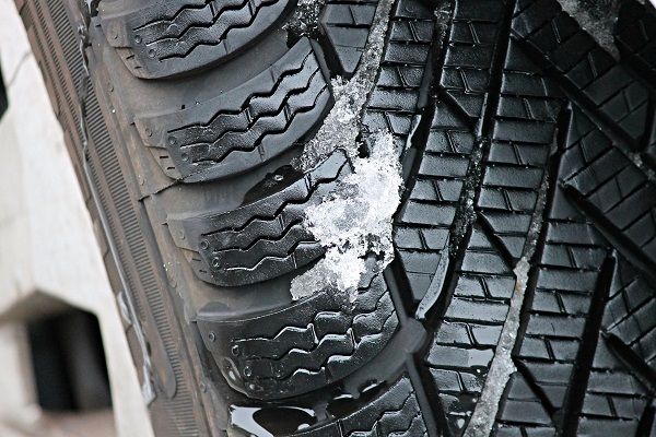 Kada laikas pirkti naujas motociklo padangas?