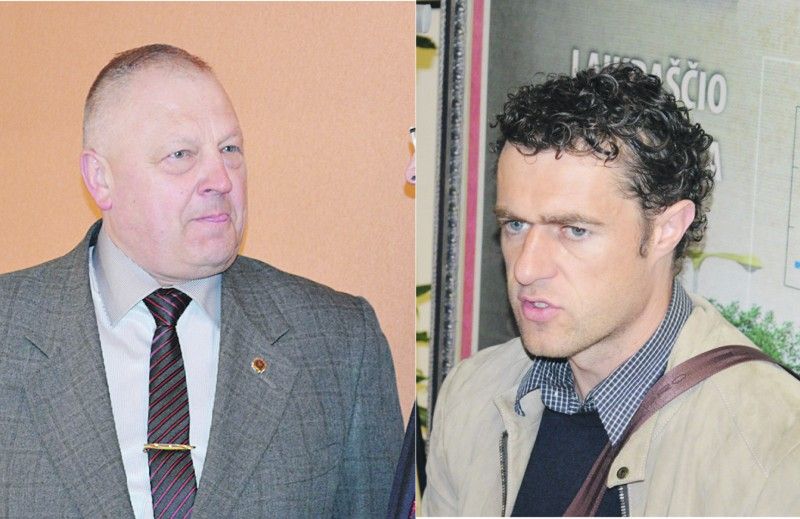 (Iš kairės) Viešosios tvarkos skyriaus vedėjas P. Keinys ir verslininkas Darius Miklovas