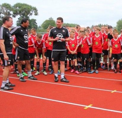 Palangoje – legendinio Olandijos futbolo klubo vasaros stovykla