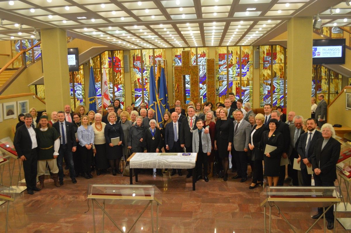 Pernai „Palangos dienų“ pabaigtuvės įvyko Seime, kur palangiškius, atskleidusius savo talentus, sveikino ir valdžios atstovai.