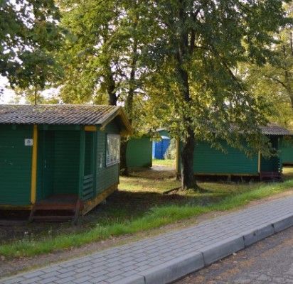 Neregistruoti poilsio nameliai Šventojoje turės atlaisvinti valstybinę žemę