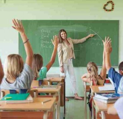 Mokyklų vadovų kadencijos – vaistas nuo visų bėdų ar tik šiaudas skęstančiajam?