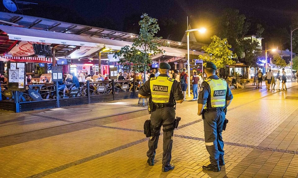 Apie verslininkus triukšmadarius ir darbą imituojančius kai kuriuos miesto politikus