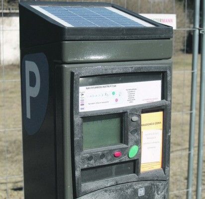 Vyriausybės atstovei „užkliuvo“ sprendimo projektas dėl rinkliavos už automobilių sovėjimą