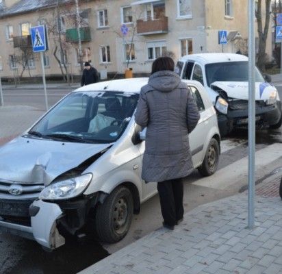 Žvejų gatvės sankryžoje-vėl avarija