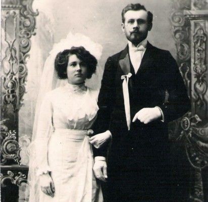 1913 m. I. Stropaus vestuvės.