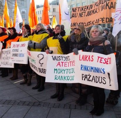 Mokytojai dėl laiko ir lėšų stygiaus mitinge nedalyvavo