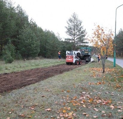 Tvarkoma Vanagupės gatvės atkarpa – atnaujinama kelio danga bei šaligatvis