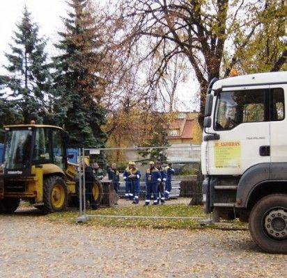 Nuo trečiadienio Jūratės gatvėje pradėjo triūsti kelininkai.