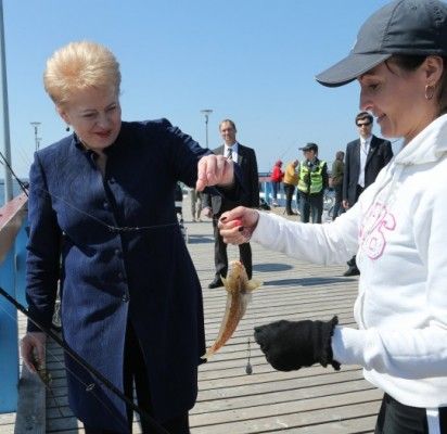 Prezidentė Dalia Grybauskaitė: „Stintos man kvepia pavasariu“