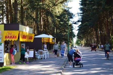 Domininkai ir Audrone, baikite verkšlenti visų šventojiškių vardu