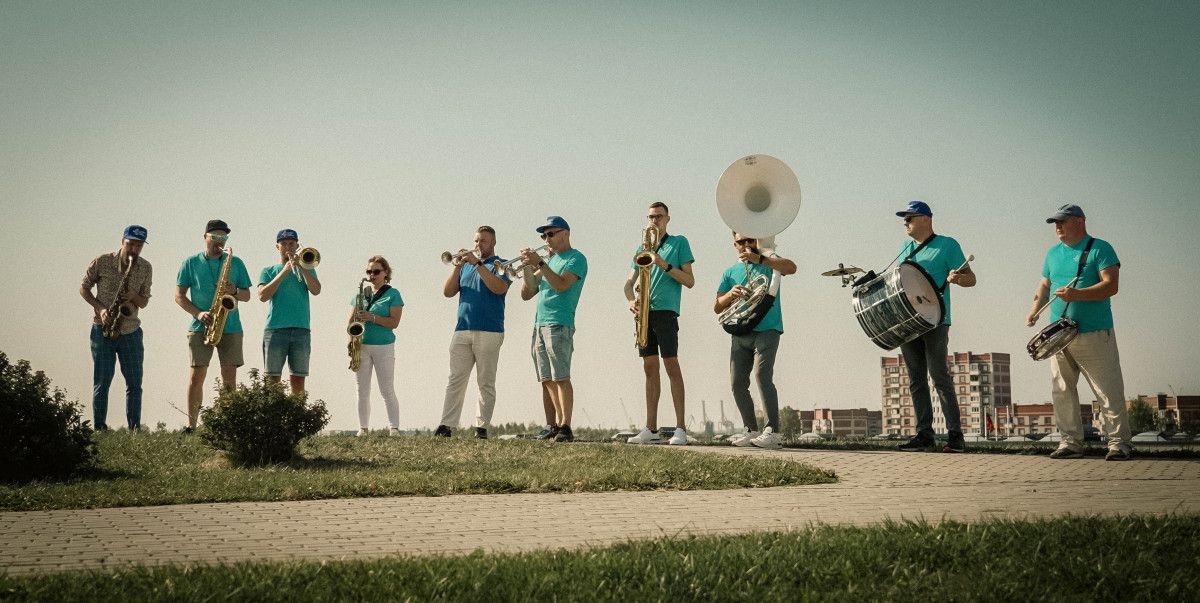 „Amber Wind 2025“ gala koncerte – autentiška Naujojo Orleano dvasia ir kvietimas remti Ukrainos kovą už laisvę