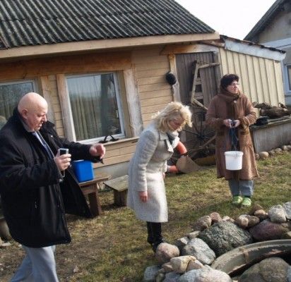 Kaimynai lenktyniauja skųsdami vienas kitą, šulinys – užterštas