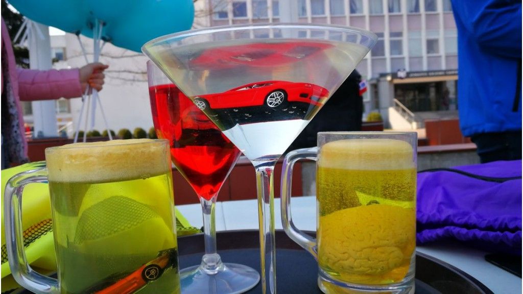 Palangos kavinės darbuotojas už prekybą alkoholiu draudžiamu laiku nubaustas pagrįstai