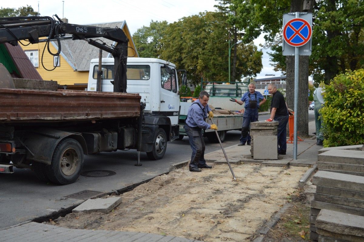 Pasibaigus vasarai kurorte intensyviai tvarkoma gyvenamoji aplinka