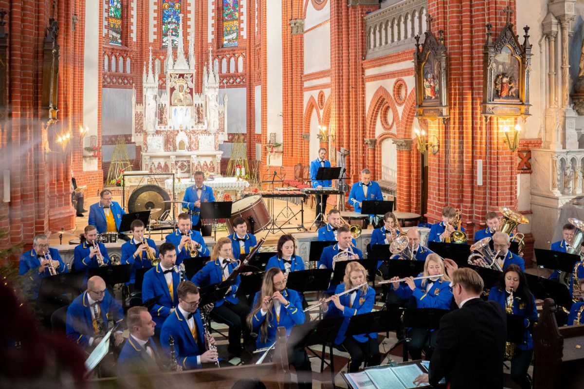 Kalėdinės „Palangos orkestro“ dovanos šiemet skirtos Tauragei, Telšiams ir Palangai
