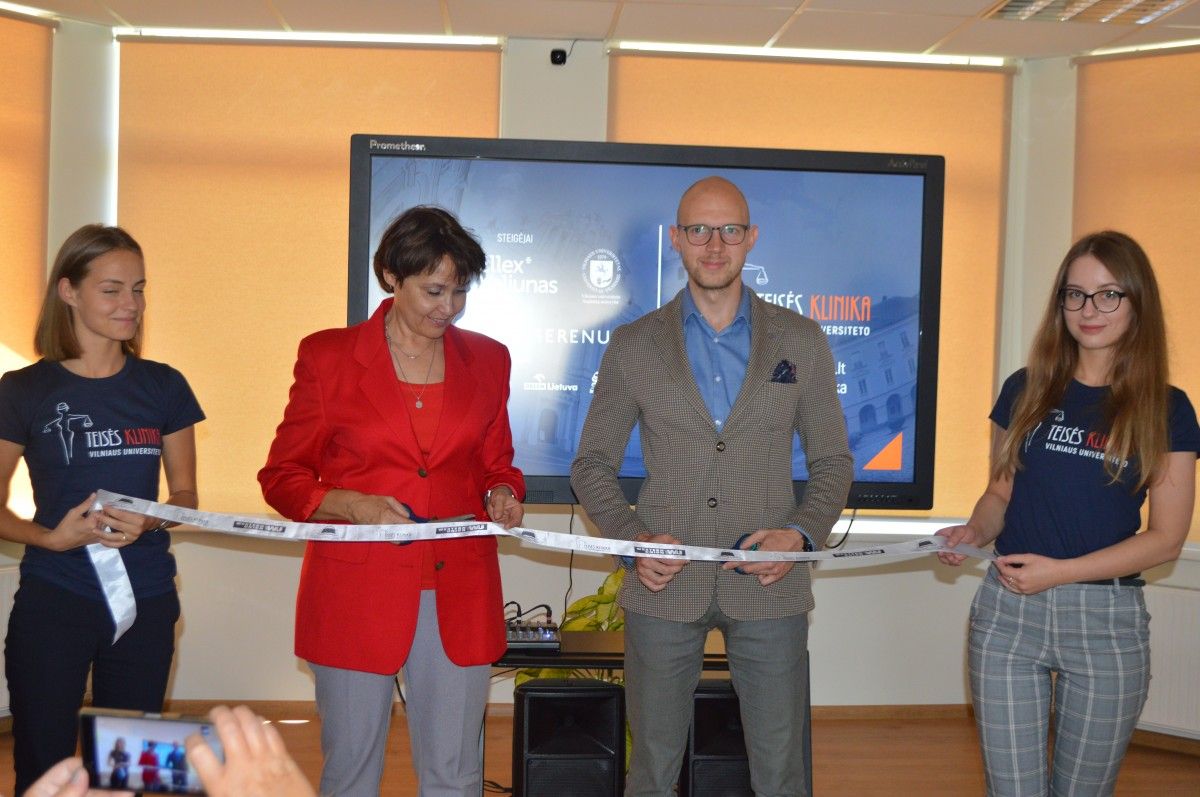 Bibliotekoje oficialiai atidarytas nemokamos teisinės pagalbos prieigos taškas