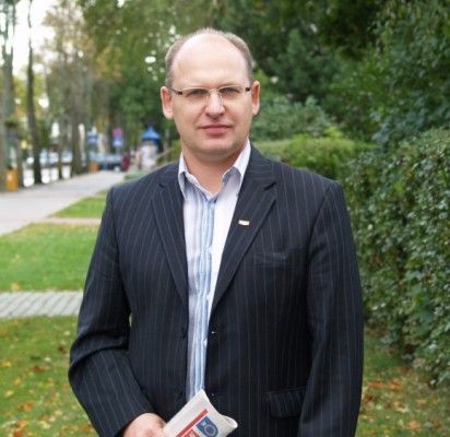 R.Makauskas: „Dabar svarbu pasiekti principinio sutarimo, kad palangiškių transporto priemonių stovėjimas nebūtų apmokestinamas rinkliava“.