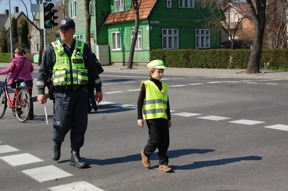 Jaunieji palangiškiai tikrino savo žinias „Šviesoforo“ konkurse