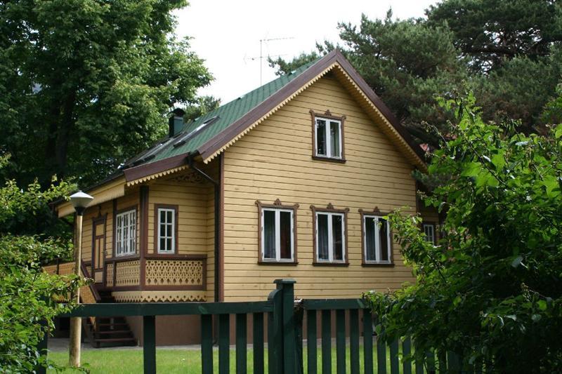 Medžiotojų namas J. Simpsono g. 19.