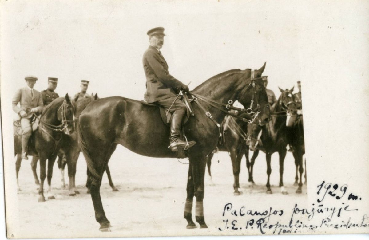 Prezidentas Antanas Smetona Palangoje 1929 metais