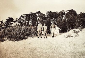 Poilsiautojai Palangos kopose, 1893 m. liepa
