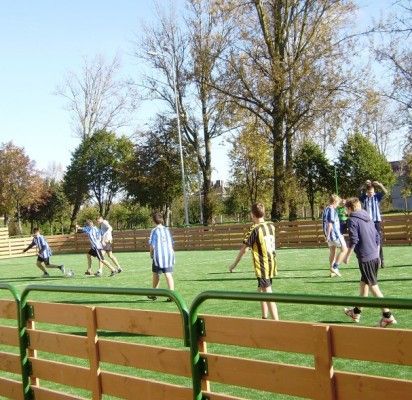 Universali sporto aikštė tapo Šventosios jaunimo traukos centru