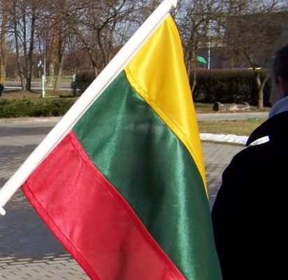 Kovo 11-ąją vėliavos plazdėjo ne ant visų Palangos namų
