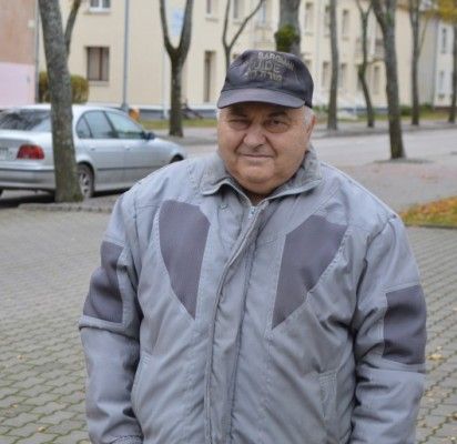 Į redakciją užsukęs kaunietis gidas Chaim‘asBargman‘as, Palangoje stiprinantis sveikatą, papasakojo keletą istorijų apie didvyrio vardo vertus žmones.