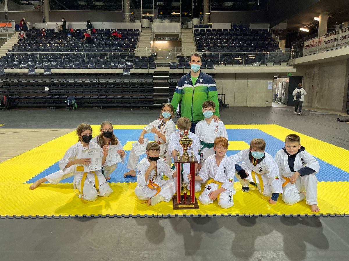 Palangos „Shodan“ mokyklos sportininkai iškovojo sidabrą ir bronzą