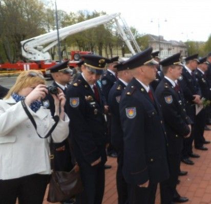 Pirmas iš kairės Latvijos Kuržemės regiono brigados vadas Andrėjs Belakovs, Palangos PGT skyrininkas Bronius Drungilas, Klaipėdos APGV viršininkas Gedeminas Karalius.