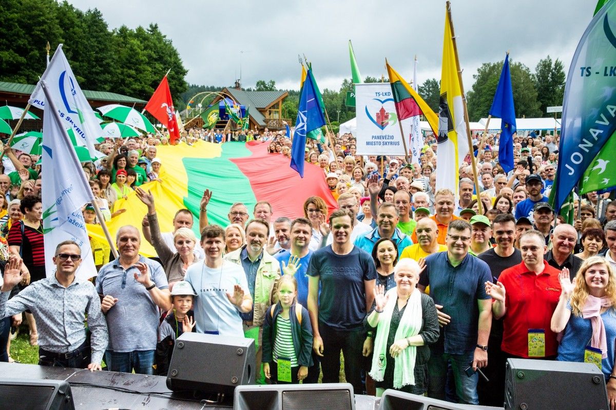 Šarūną Vaitkų kandidatu į TS-LKD pirmininkus pasiūlė ir partijos Vilniaus Senamiesčio skyrius. Jo pirmininkas Mykolas Majauskas: „Buvo pasiūlyti 8 kandidatai"