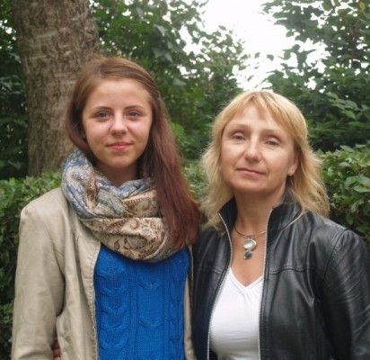 R. Kšatuckaitės įvertinimu džiaugiasi jos mokytoja, poetė E. Karnauskaitė Mažeikienė.