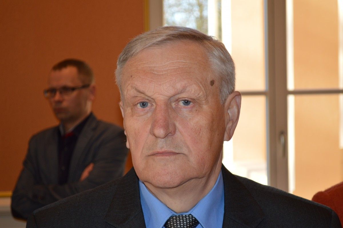 Vicemeras Rimantas Antanas Mikalkėnas leidinyje pateiktus faktus pavadino suklastota istorija