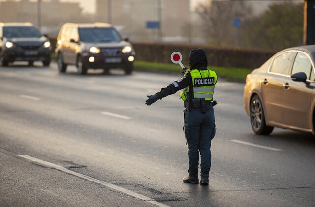 Klaipėdos apskrities kelių policijos pareigūnai praėjusią savaitę užfiksavo apie 500 KET pažeidimų