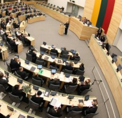 Laikraštis užmušė musę ar politiką?