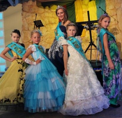 Jaunųjų modeliukų ir talentų pasirodymai