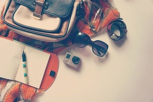 Kaip atnaujinti drabužinės turinį, neišleidžiant daug pinigų?