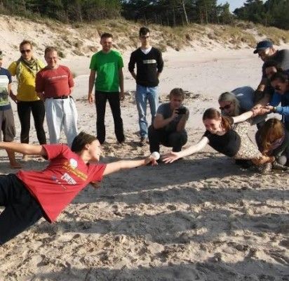 Lietuviai, italai, vokiečiai, lenkai ir latviai įveikė 60 kilometrų pėstute į Palangą