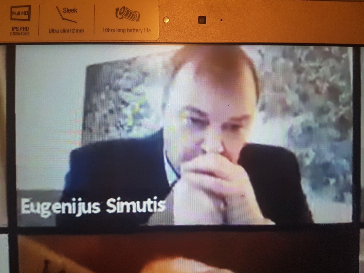 Per Tarybos posėdį nuotoliniu būdu rūkęs Palangos miesto Tarybos narys Eugenijus Simutis: „Nervai jau nelaiko“