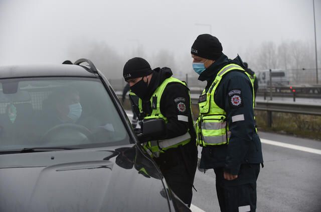 Palangos postuose šeštadienį buvo patikrinti 1243 automobiliai, sekmadienį – 1578 automobiliai
