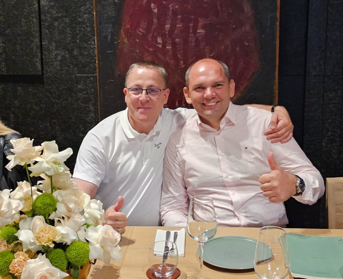 Meras Šarūnas Vaitkus su Lietuvos ambasadoriumi Nerijumi Aleksiejūnu aptarė ateities planus