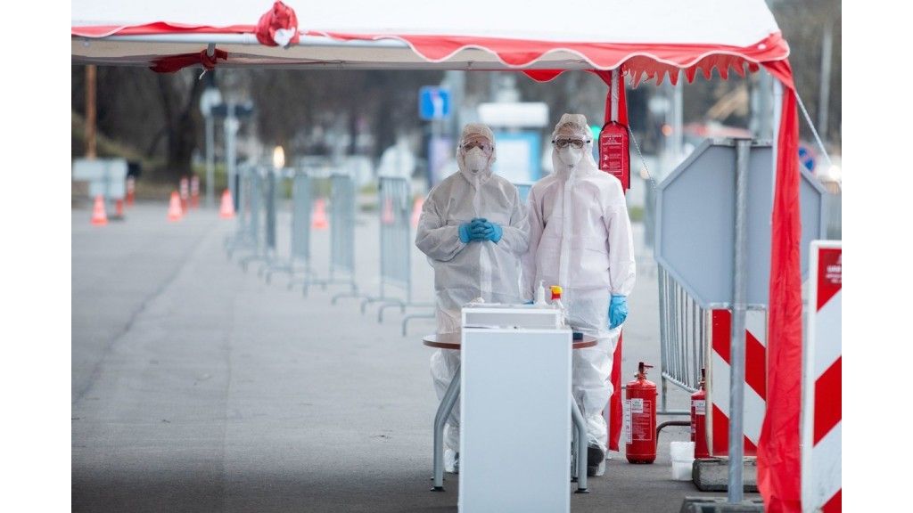 Net 4 asmenys susirgę koronavirusu kovo 14 d. 15 val. lankėsi Palangos Šv. Mergelės Ėmimo į Dangų bažnyčioje, kur buvo minima jubiliejinė santuoka